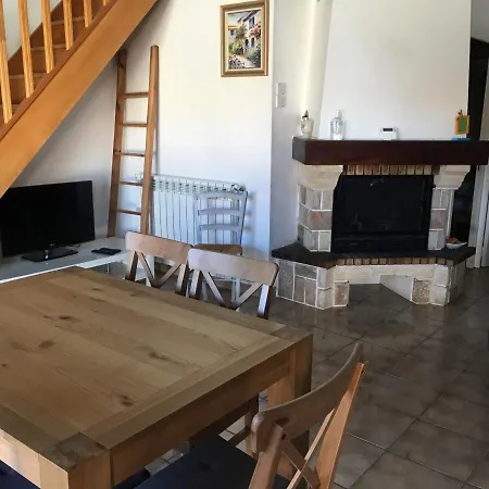 Echarou Agreable Maison De Famille *