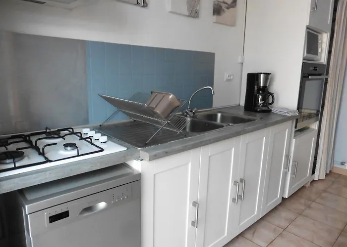 Echarou Agreable Maison De Famille
